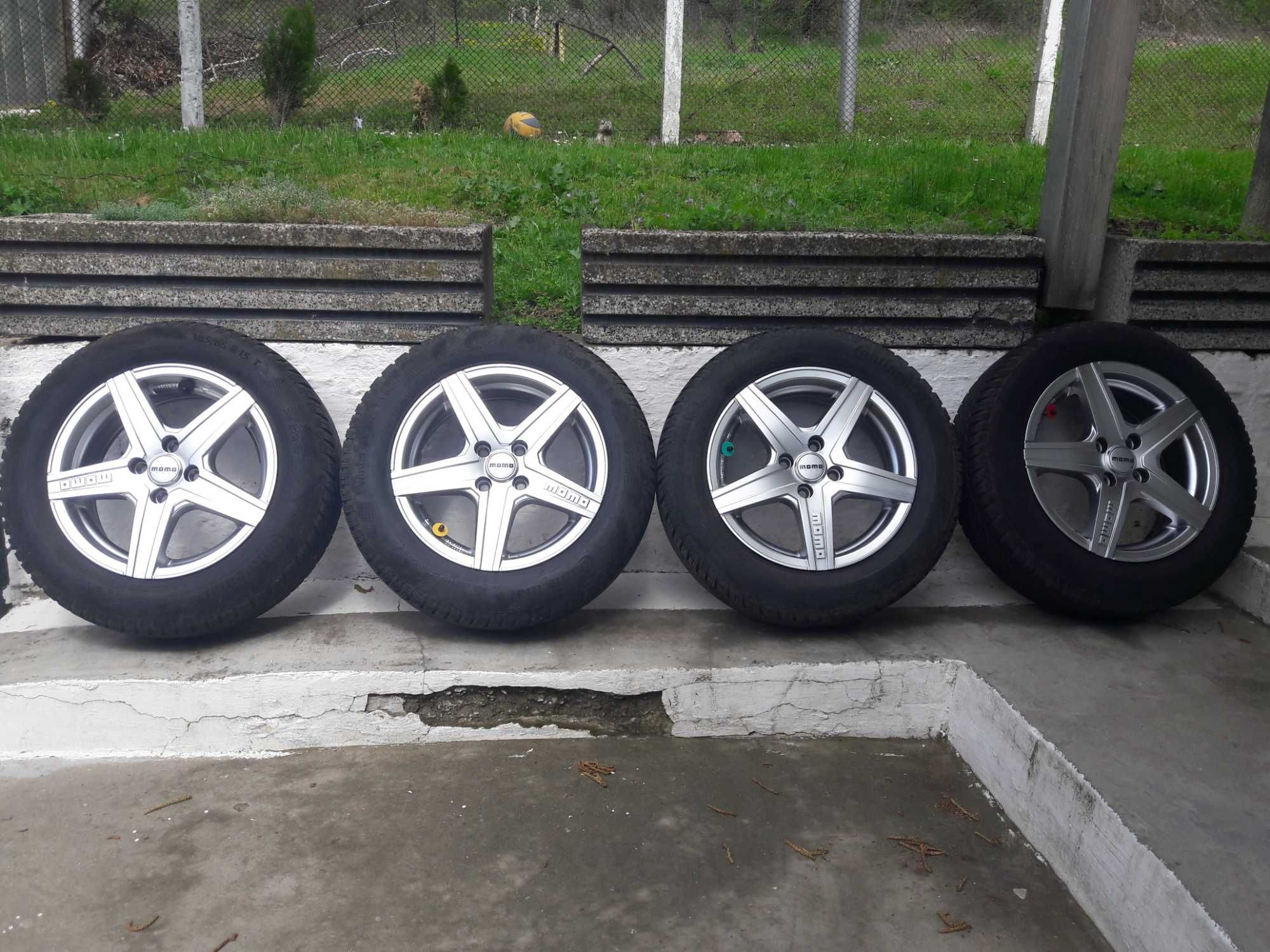 Джанти MOMOHyperstar 15" 4x100 6J ET40,ц.отв.72.3mm с Гуми Continental