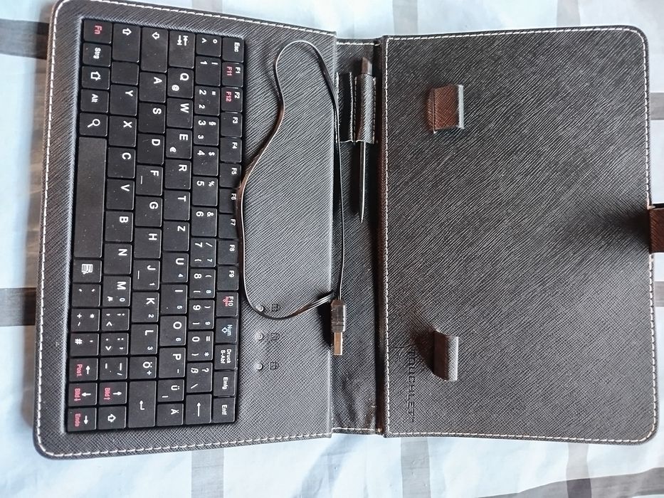 Husă/copertă tableta cu tastatura