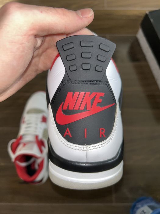 Jordan 4 Fire Red 2020