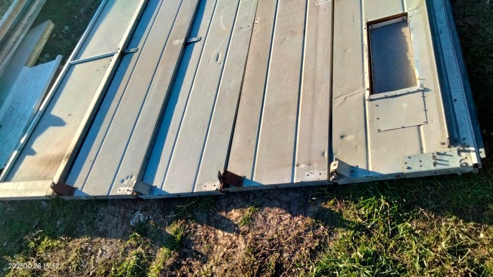 Ușă de garaj 4,6m L