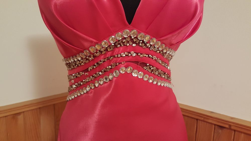 Официална рокля С размер