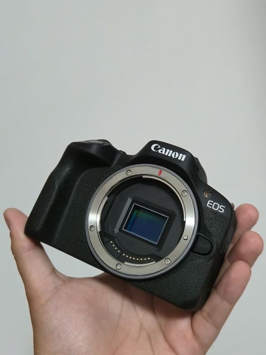 Body Canon R50 ca nou