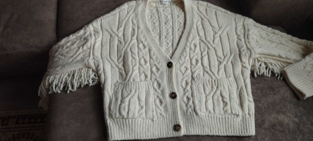 Продам качественные вещиженские.