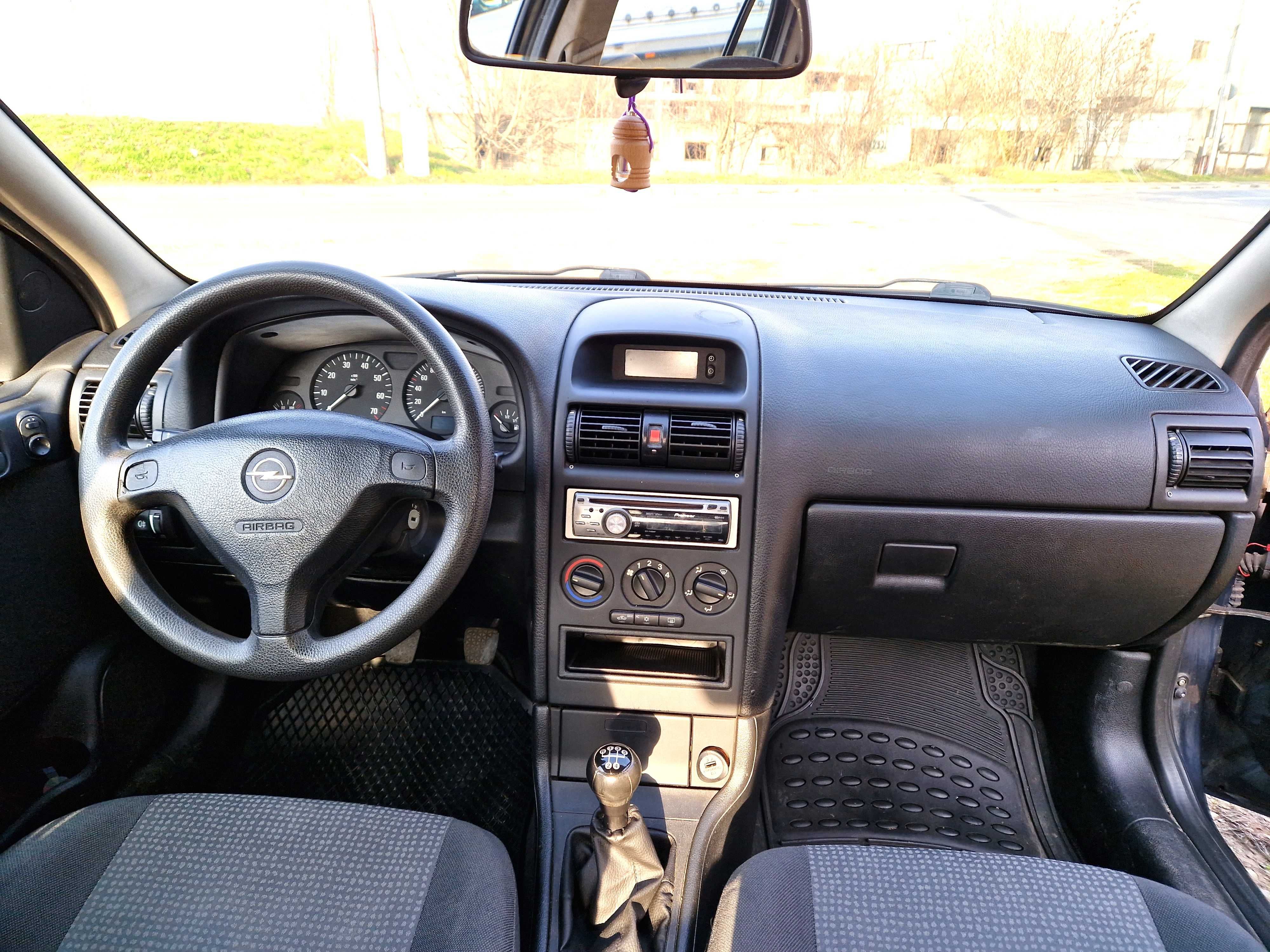 De vanzare Opel Astra G din 2006 cu 95.000km