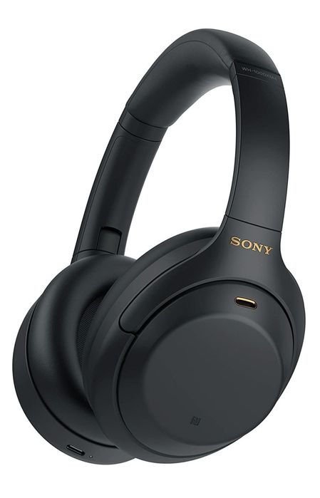 Наушники Sony WH-1000XM4 черный