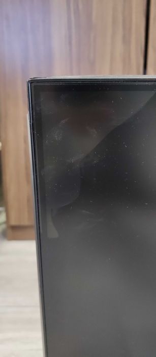 Продавам монитор 27 инча Samsung Odyssey G5 LS-27CG552