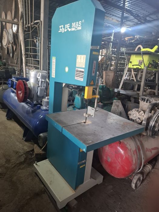 Ленточни лобзик MAS