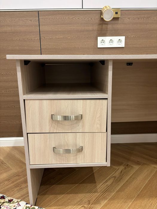 Продаю рабочий стол