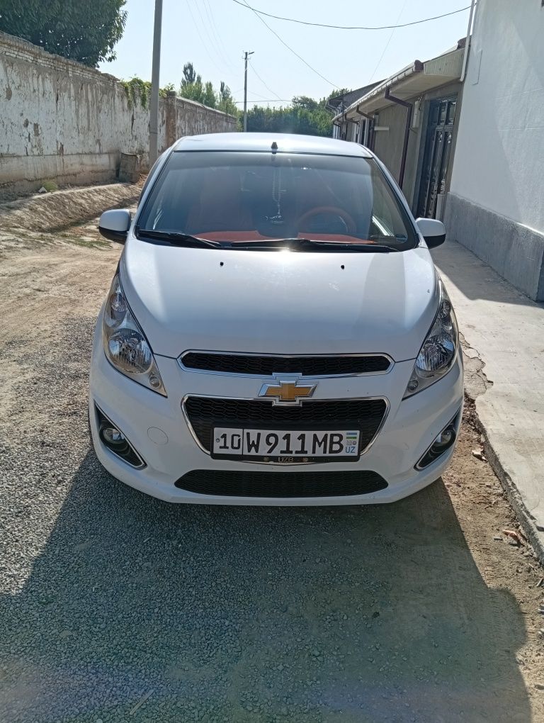 2013 Spark sotiladi 1.25 mator 5.700$