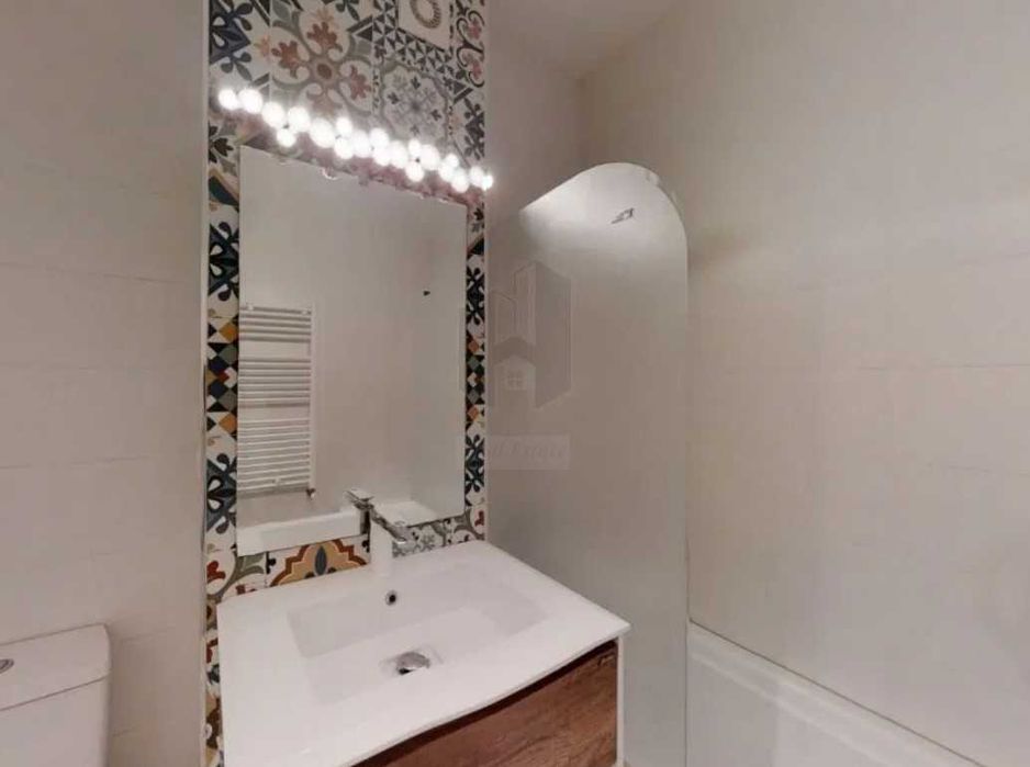 Дава се под наем Двустаен апартамент в Пловдив, Каменица 1 - 44 кв.м за 153 € - Снимка #2