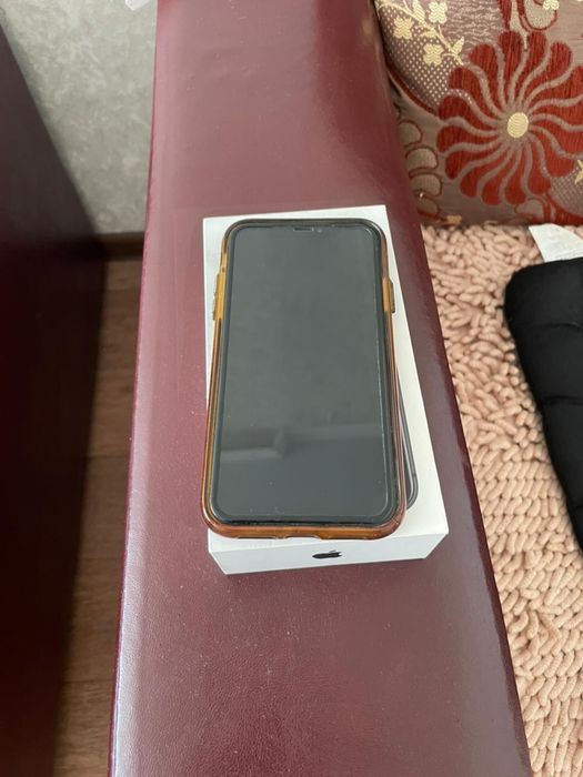 Продам хр 64 гига акб 83 дердит отлично