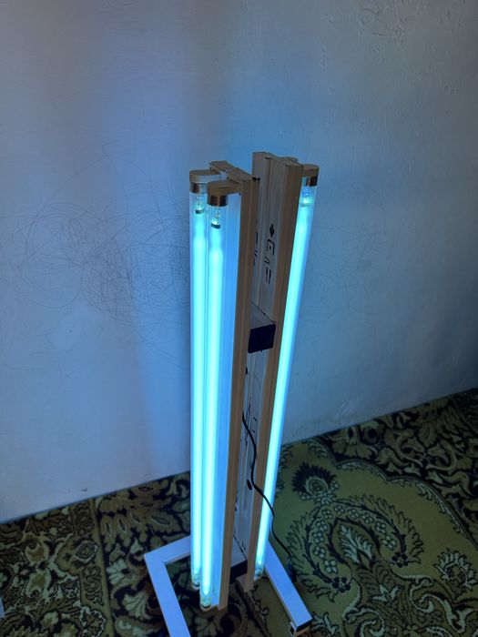 Бактерицидный кварцевый лампа