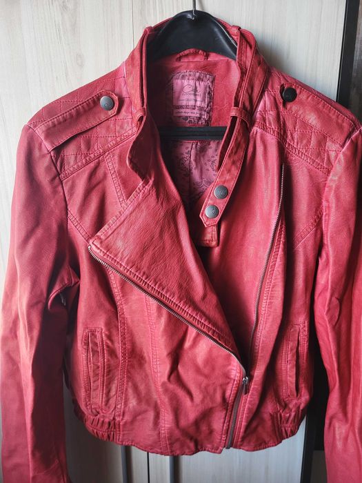 Дамско яке ,винено червено M/L.