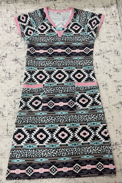 Напишите свои цены,договоримся,разгрузка гардероба, красивое платье