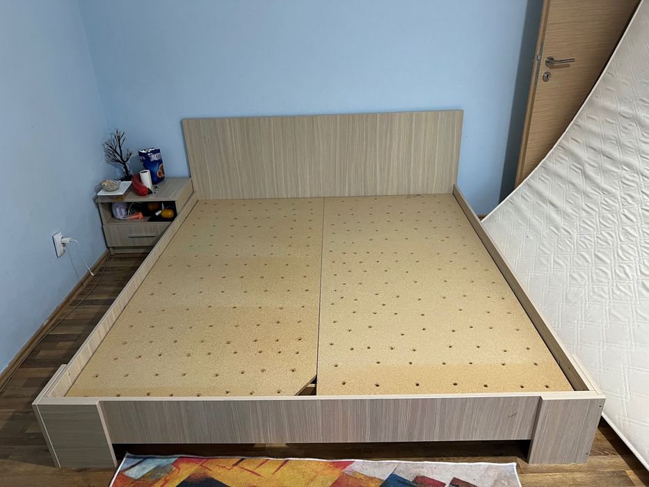 Pat cu saltea Dormeo 180 cm
