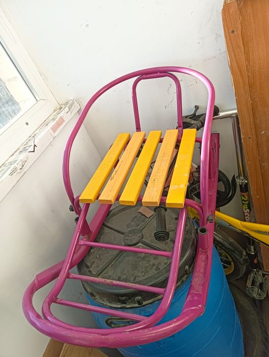 Продам Санки в хорошем состоянии.