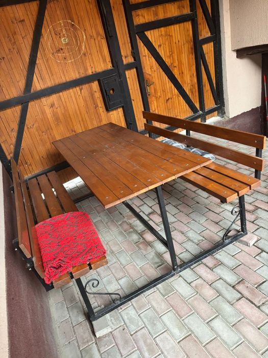 Masă cu bancă de grădină