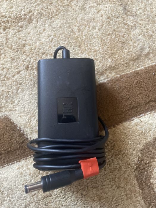 Alimentaror Jbl original