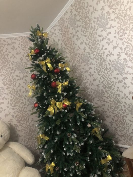 Продам новогоднюю ёлку