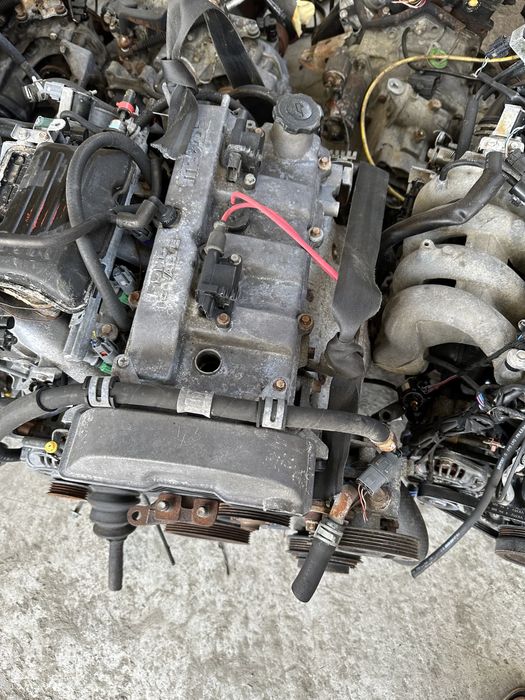 Контрактный двигатель на Мазда премаси 1.8, 2.0