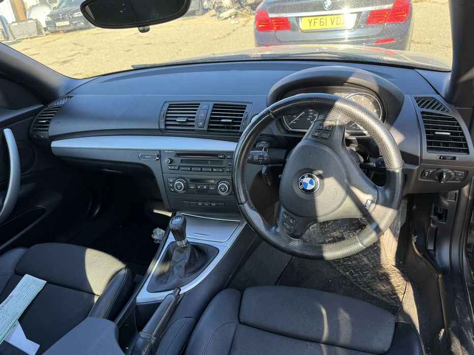 Продаваме на части бмв е88 120и на части bmw e88 120i