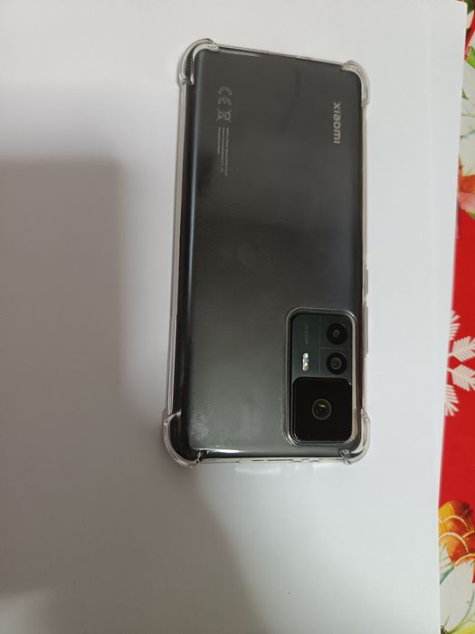 Xiaomi 12t Pro 256 gb-8 gb-cutie