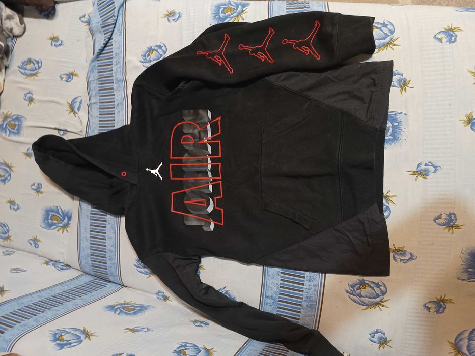 Bluza Jordan mărimea 147-166cm