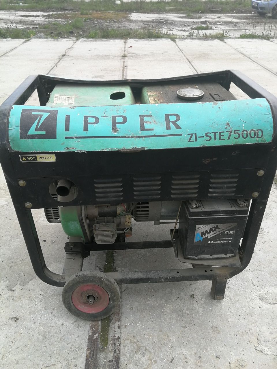 Închiriez generator