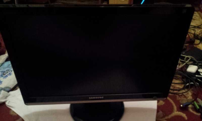 Monitor Samsung SyncMaster 223BW 22 inci