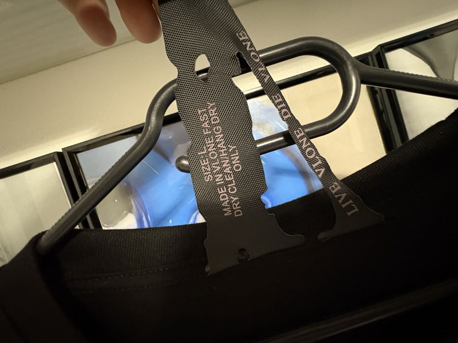 Tricou Vlone - Marime L / Fit M si L