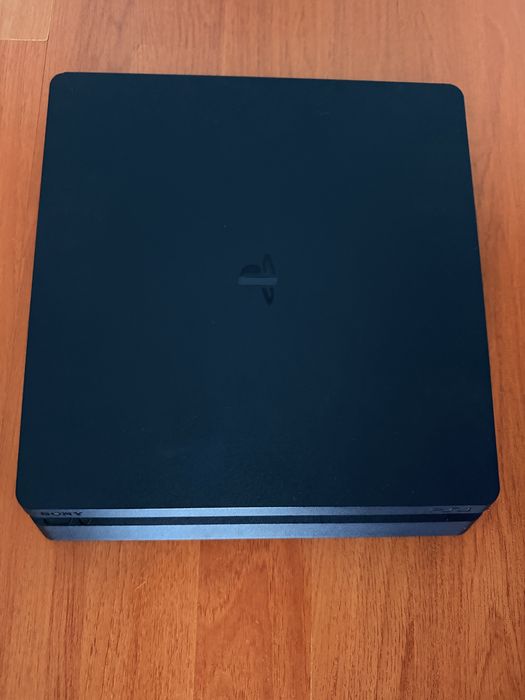 PlayStation 4 Slim 1 TB