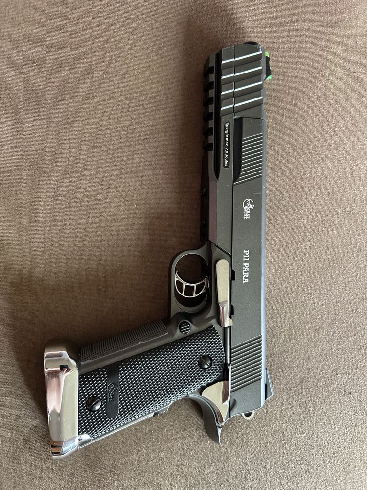 Еърсофт пистолет Umarex Combat Zone P11 Para 6мм CO2