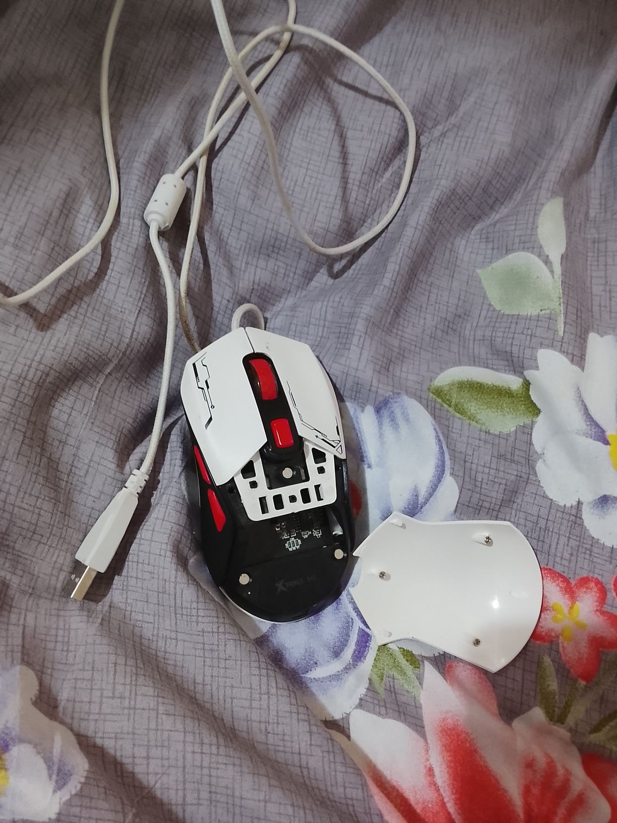 Продам мышку игровая, рабочая