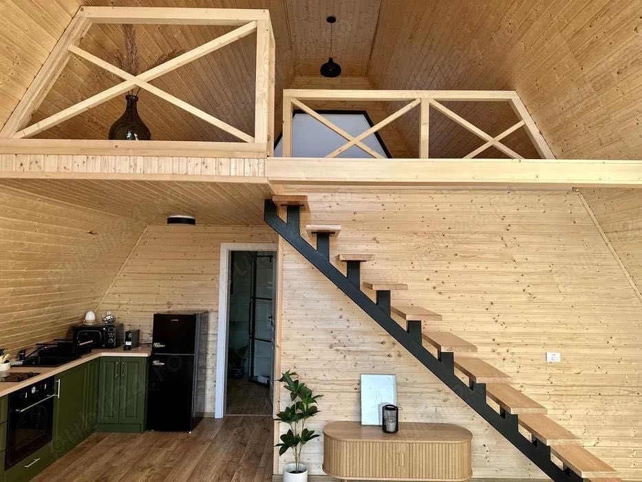 PENSIUNE cu 27 locuri + piscina modernă - 3000 MP