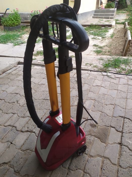 Паровый утюг продам