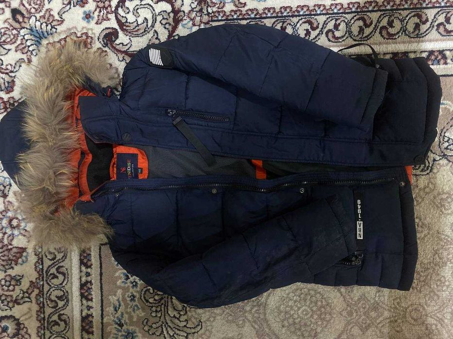 Куртка теплая, состояние хорошее