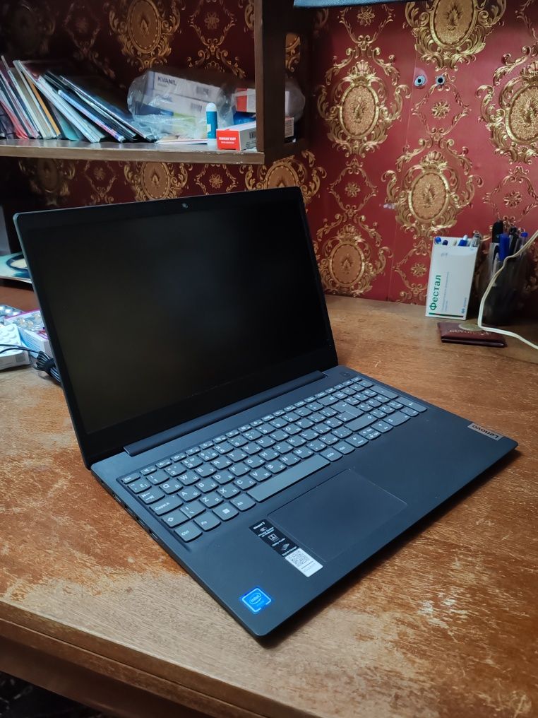 Ноутбук Lenovo 16" Full HD IPS | 1TB HDD | 4GB RAM