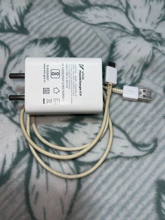 Оригинальный быстрый адаптер Vivo