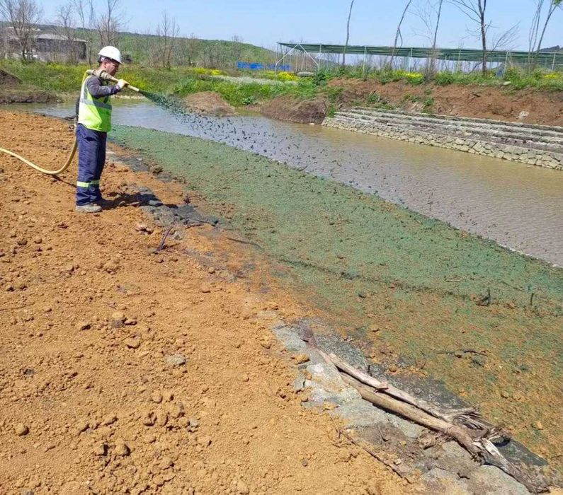 Гидропосев газона. Работаем по всему Узбекистану. Жидкий газон.