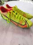 Ghete de fotbal nike