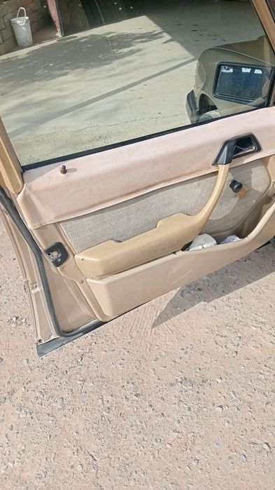 Mercedes-Benz e124