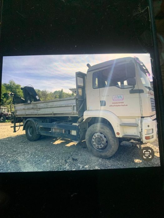 Vandcamion cu Macara si basculanta