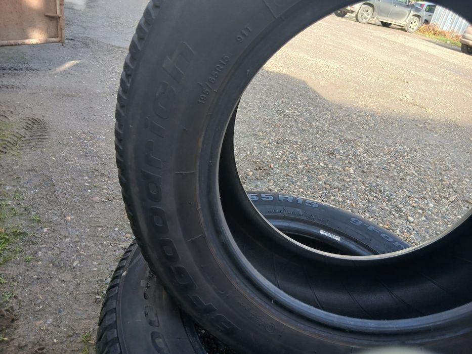 2 cauciucuri de iarna 195 65 r15 bfgoodrich