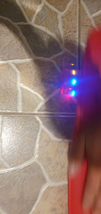 Skateboard cu luminite led ca nou