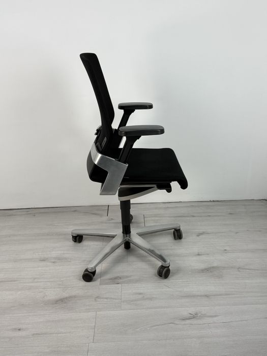 Ръководен офис стол Wilkhahn On 175/7 черен с облегалка Trimsion