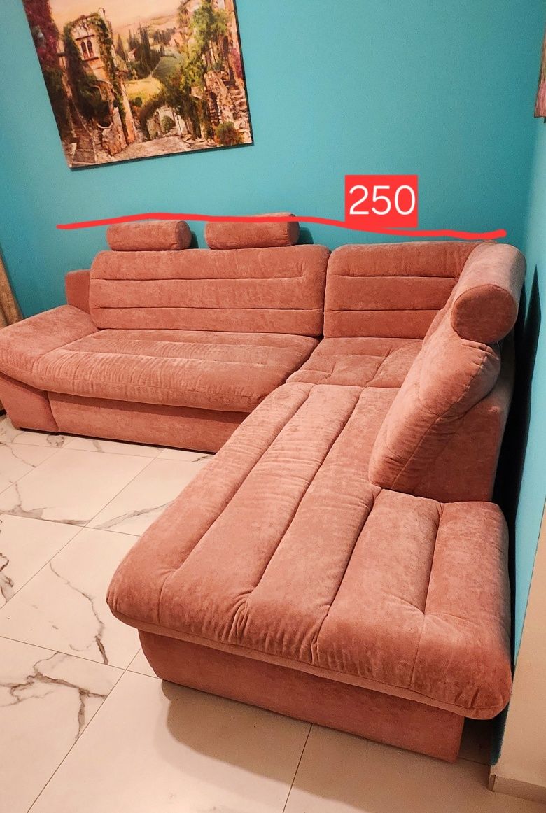 Vând colțar in stare foarte bună