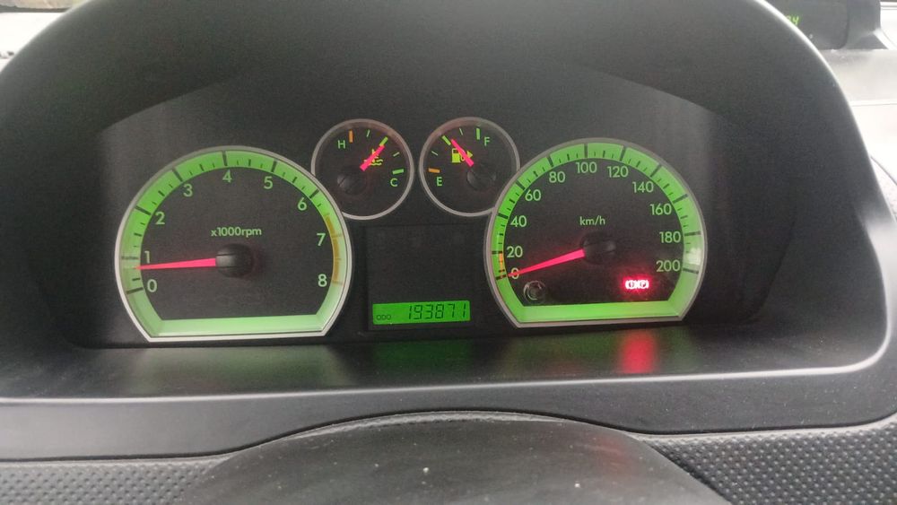 Vând sau schimb Chevrolet aveo