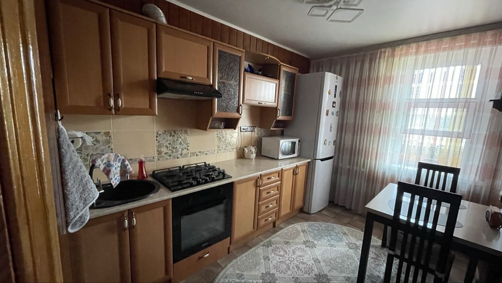 Кухонный гарнитур