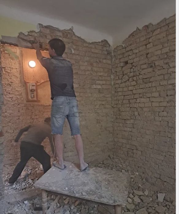 Kunlik ishchi , yuklarni etajlarga zinada  olib chiqib beramiz !