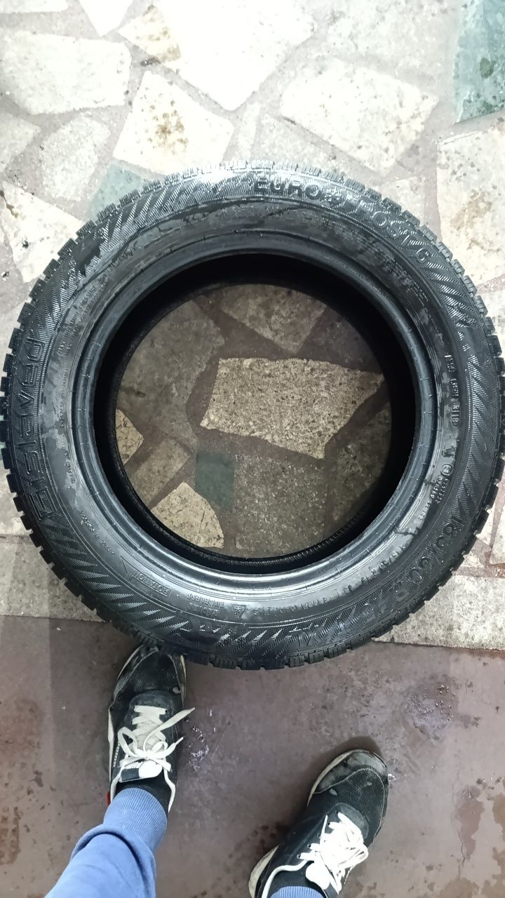 Anvelope iarnă  185 60 r15
